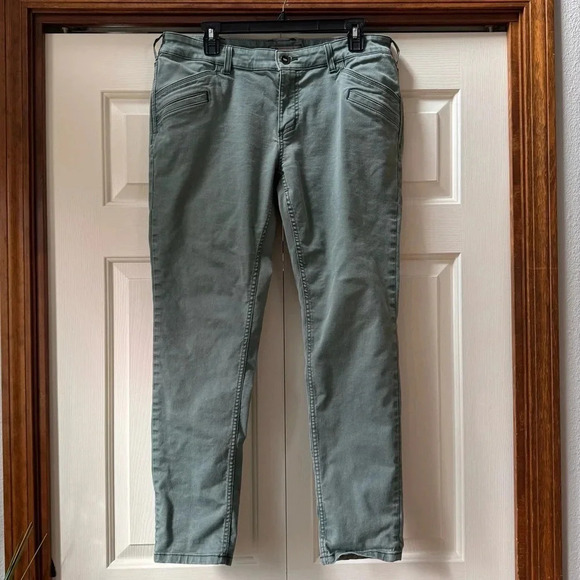 5.11 Tactical Women's Pants in Olive Green - Picture 1 of 16